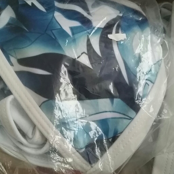 New in packaging!!! ONE LEFT! - Picture 3 of 4